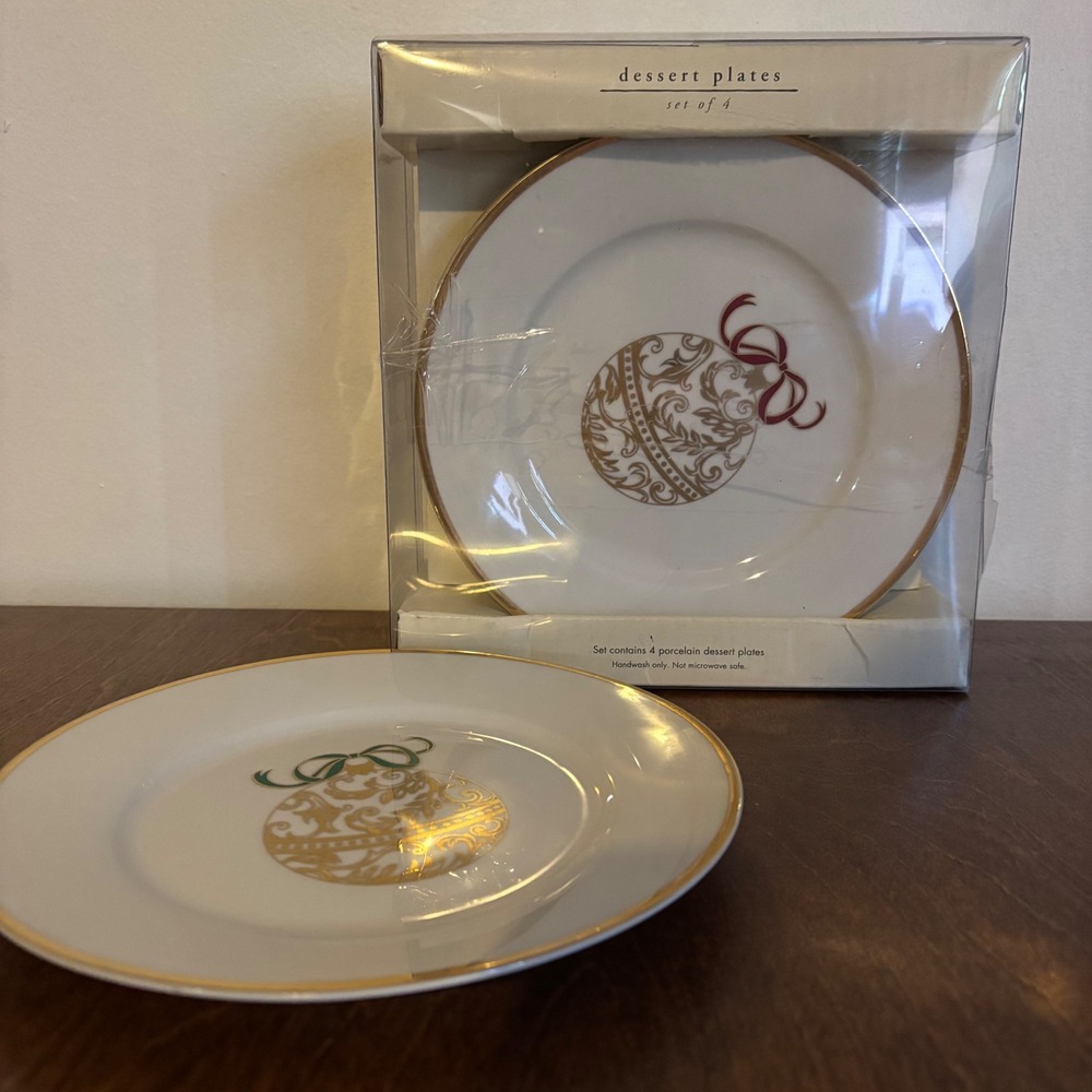 Pier 1 Dessert Plates Holiday Set of 4 White Gold New Open Box